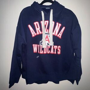 New Arizona Wildcat Hoodie woman’s Large